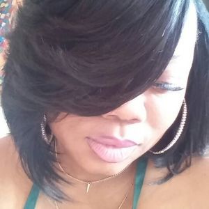 Meet your Posher, Cece